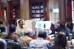 Presiden Prabowo bersama pimpinan redaksi media