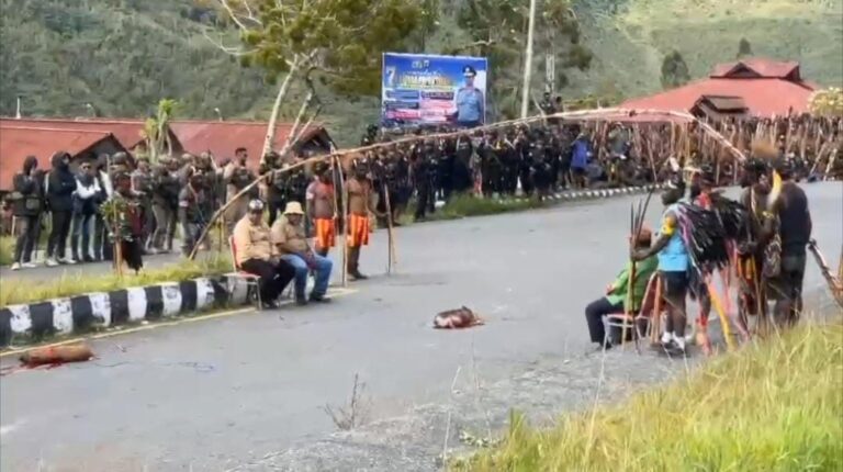 Belah Kayu Doli