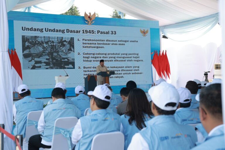 PRESIDEN PRABOWO KOPERASI